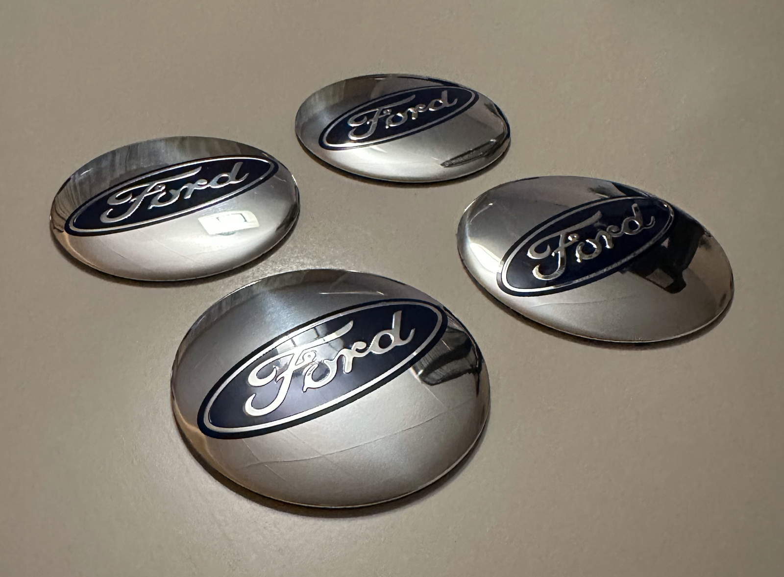 4 pcs (Set) 56mm - 2.20inch Silver Ford Wheel Center Hub Caps Stickers - Image 2