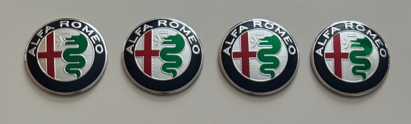 4 pcs (Set) 56mm - 2.20inch Alfa Romeo Wheel Center Hub Caps Stickers - Image 4